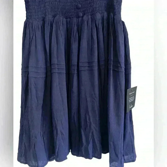 LuLus NWOT Flowy Deep V-Neck Navy Blue Dress Size Medium - Picture 3 of 8